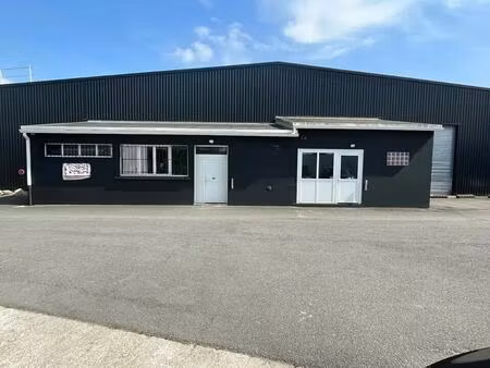 location commerce pessac 33600 93m²