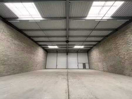 location entrepôt créteil 94000 1204m²