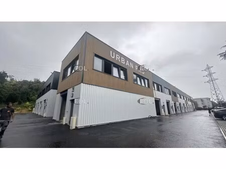 location local d'activités 157 m² à 2 263 m²