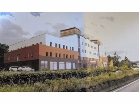 location bureaux 150 m² à 4 230 m²