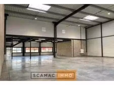 vente entrepôt 465 m²