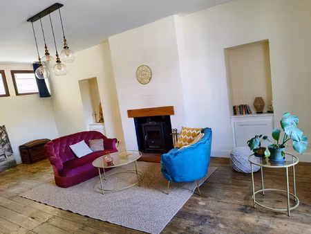 maison en pierre pleine de charme proche chasseneuil sur b