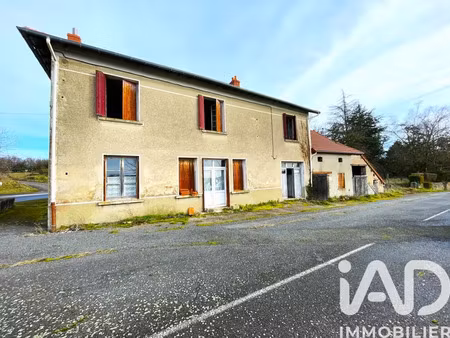 maison à lapeyrouse (63700)