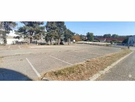 location terrain 15 m²