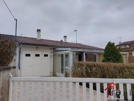 plain-pied à moderniser de 100m2 avec potentiel 3 chambres