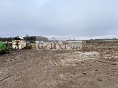 vente terrain 11 000 m²