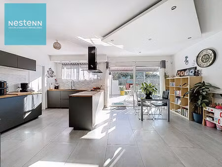 maison contemporaine 3 chambres avec jardin à nailloux centre 31560