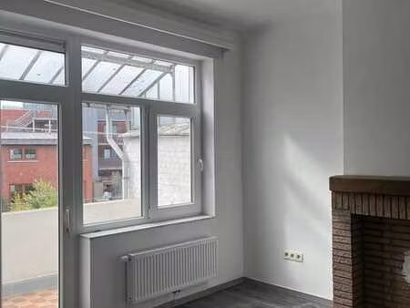 appartement 3 chambres à louer - rue frans léon