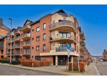 magnifique appartement a jambes rue d'enhaive 97