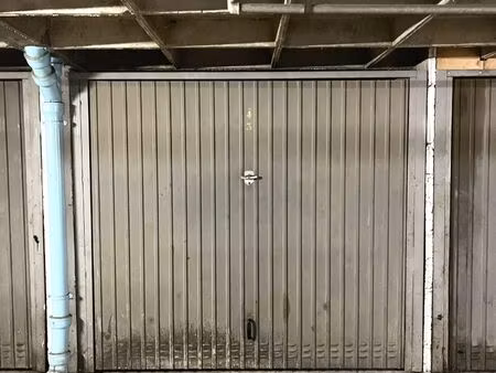 vente garage 11 m² paris 15 (75015)