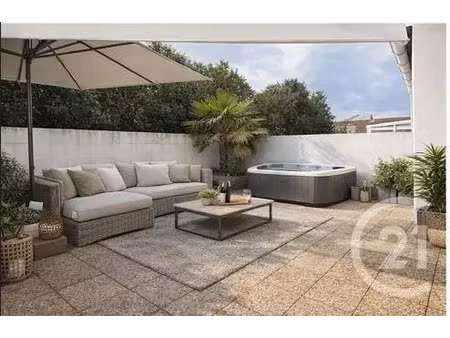 vente maison à saint-gilles-croix-de-vie (85800) : à vendre / 66m² saint-gilles-croix-de-v