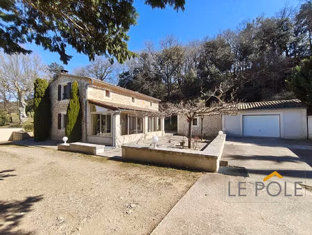 charme et environnement privilégié / maison de campagne avec garage et tranquilité