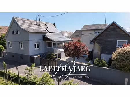 propriété avec une maison d'habitation et 2 gîtes piscine