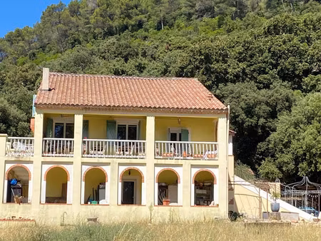 vente maison 11 pièces 390 m² signes (83870)