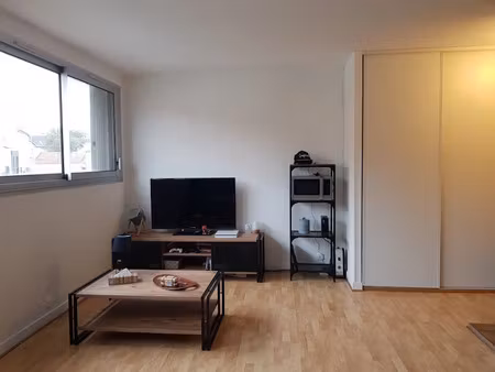 location meublée appartement 1 pièce 28 m² à meaux (77100)  730 €