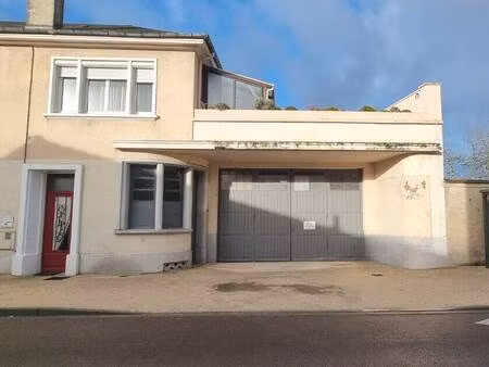 local d'activités à vendre