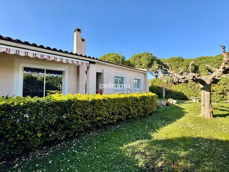 eyguières - maison de plain-pied de type 4 - 86m² / 465m²