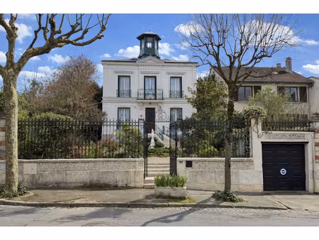 bourgeoise du xixe siècle - 9 pièces - 165m ²