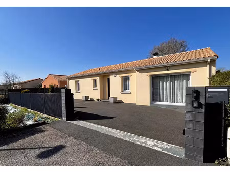 vente maison à cheix-en-retz (44640) : à vendre / 117m² cheix-en-retz