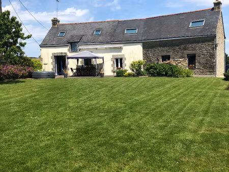 magnifique longère berric 153m²