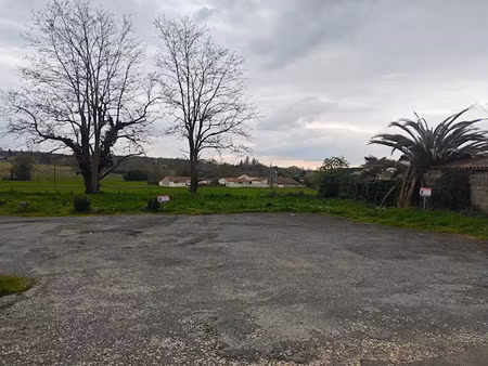 vente terrain à lussant (17430)  75 900 €
