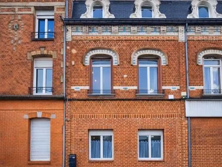 immeuble hirson 8 pièce(s) 200 m2