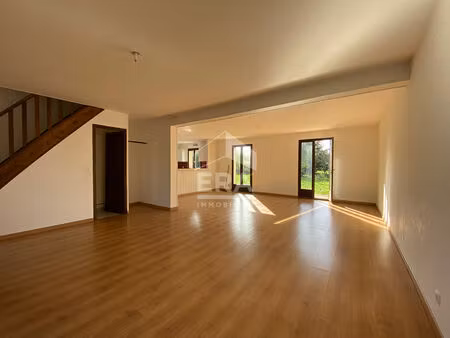 maison récente à beaumont les autels