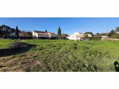 vente terrain 540 m² à la motte (83920)  168 000 €