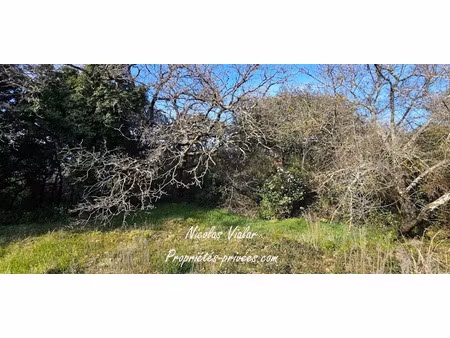 vente terrain 1309 m² à montelimar (26200)  230 000 €