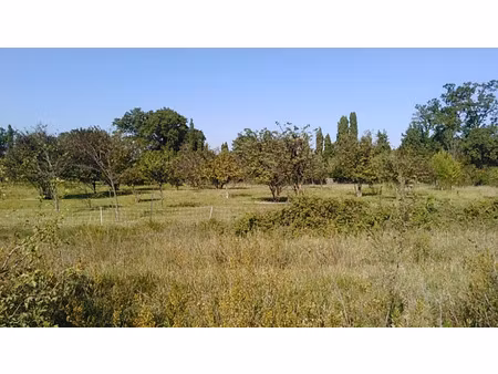 vente terrain 630 m² à villeneuve-les-avignon (30400)  289 000 €