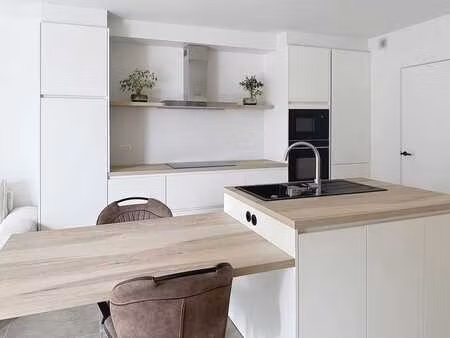 appartement 1 chambre avec garage près du centre de furnes