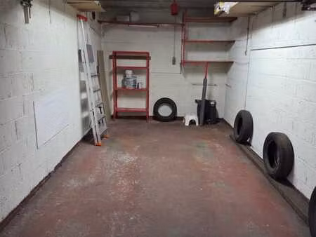 garage à vendre à molenbeek-saint-jean