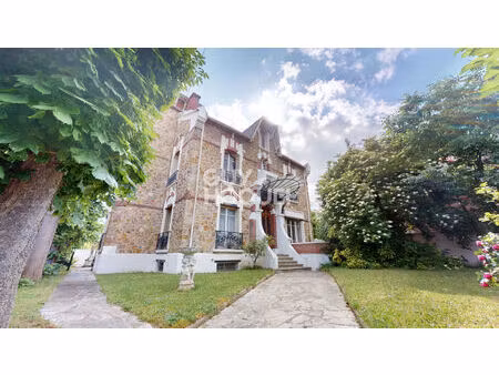 maison ermont 10 pièce(s) 253 m2