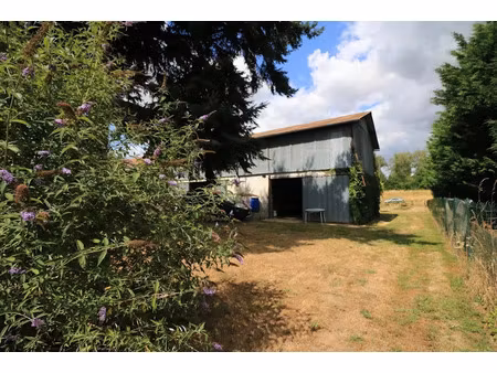 vente parking à cours-les-barres (18320)  40 000 €