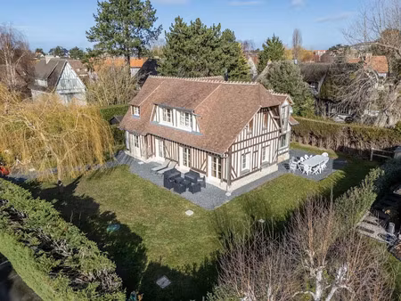vente maison 9 pièces 200 m² à deauville (14800)  2 625 000 €
