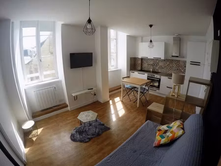 location meublée appartement 1 pièce 21 m² à dinan (22100)  490 €