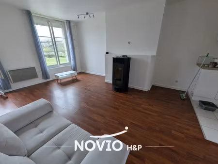 location appartement 3 pièces 66 m² à beaumont (86490)  450 €