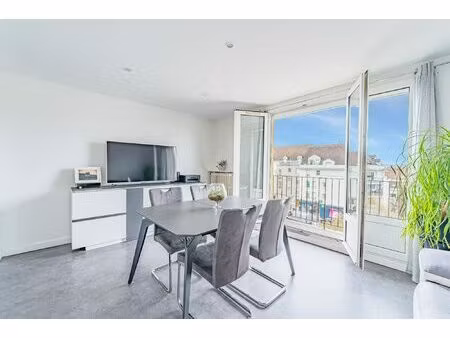 spacieux et lumineux