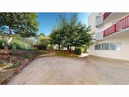 vente commerce 2 pièces 25 m² saint-mathieu-de-tréviers (34270)