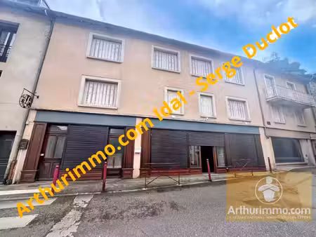 immeuble à usage commercial et habitation