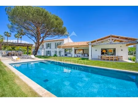 saint-tropez - contemporary villa near the center with id 2786491970