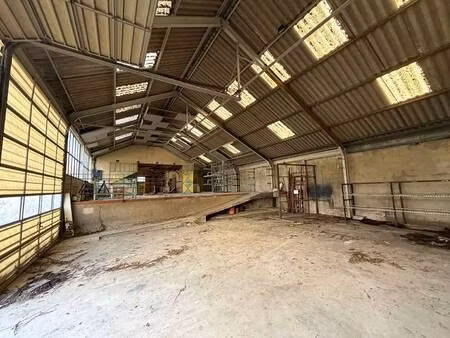 local d'activités à vendre