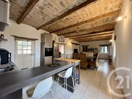 location appartement 5 pièces 115 m² à saint-privat-des-vieux (30340)  779 €