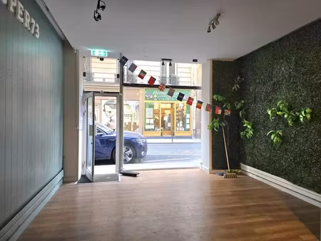 location locaux professionnels 3 pièces 59 m² à paris 16ème (75016)  3 900 €