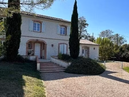 splendide propriété: villa  gite et piscine sur 31 ares