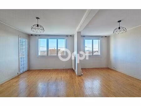 appartement clermont-ferrand 71.3 m² t-3 à vendre  119 900 €