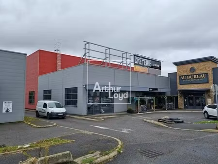 vente commerce 770 m²