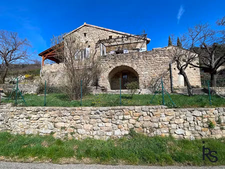 une maison de charme confortable de 133 m2 habitables avec 1