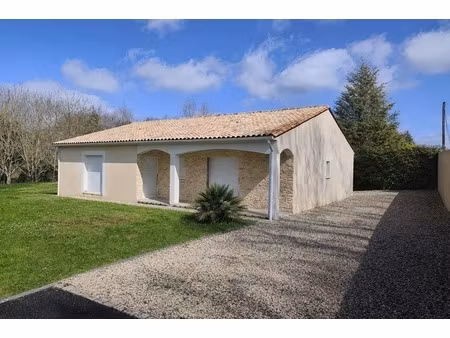 maison à vendre 4 pièces champniers (16)