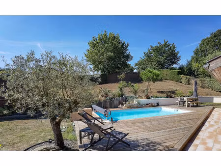 maison avec piscine - 125m2 - 4 chambres
